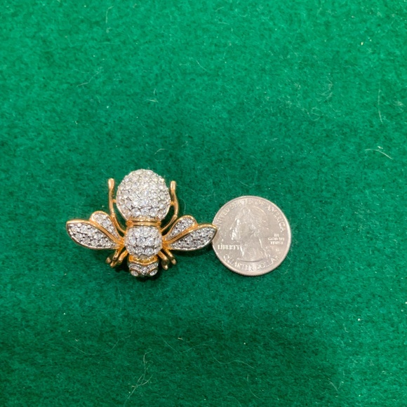 Vintage Joan Rivers Classic Crystal And Gold Tone Brooch / Pin - Picture 13 of 14